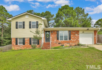 6210 Larue Ct Fayetteville, NC 28303