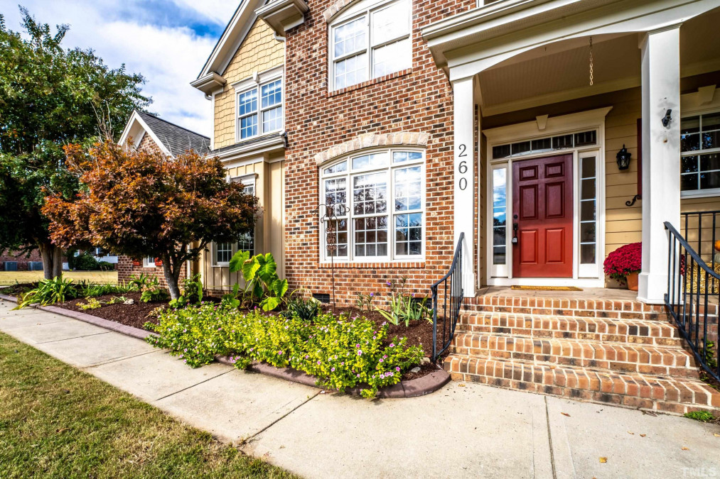 260 Marcellus Way, Clayton, NC 27527 Raleigh Realty