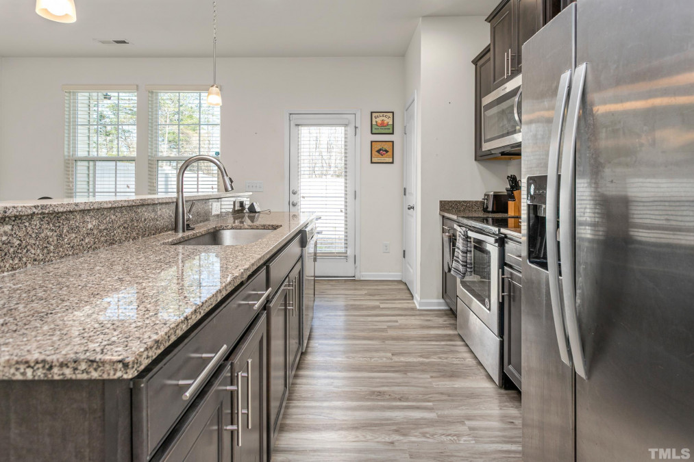 1003 Coldstream Dr Burlington, NC 27215