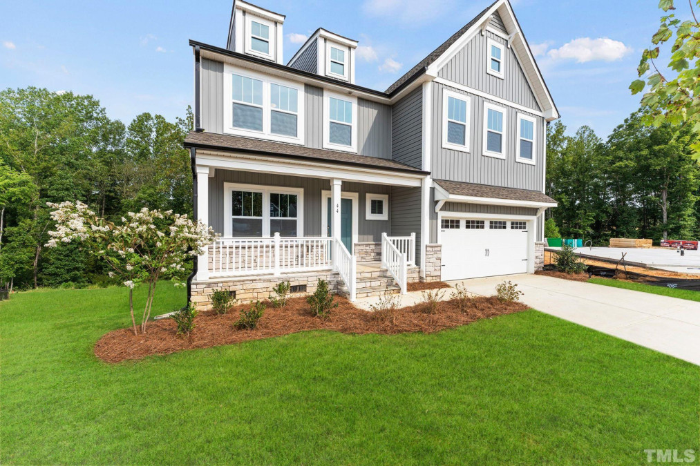 44 Capstone Dr Clayton, NC 27527