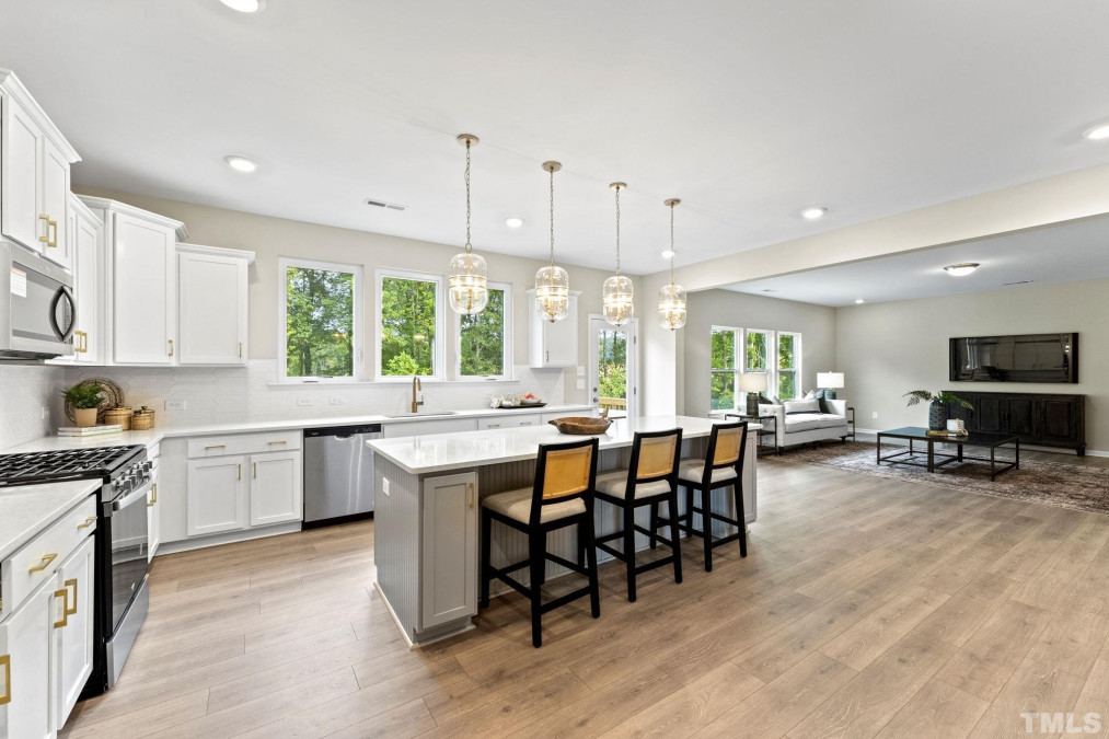 44 Capstone Dr Clayton, NC 27527