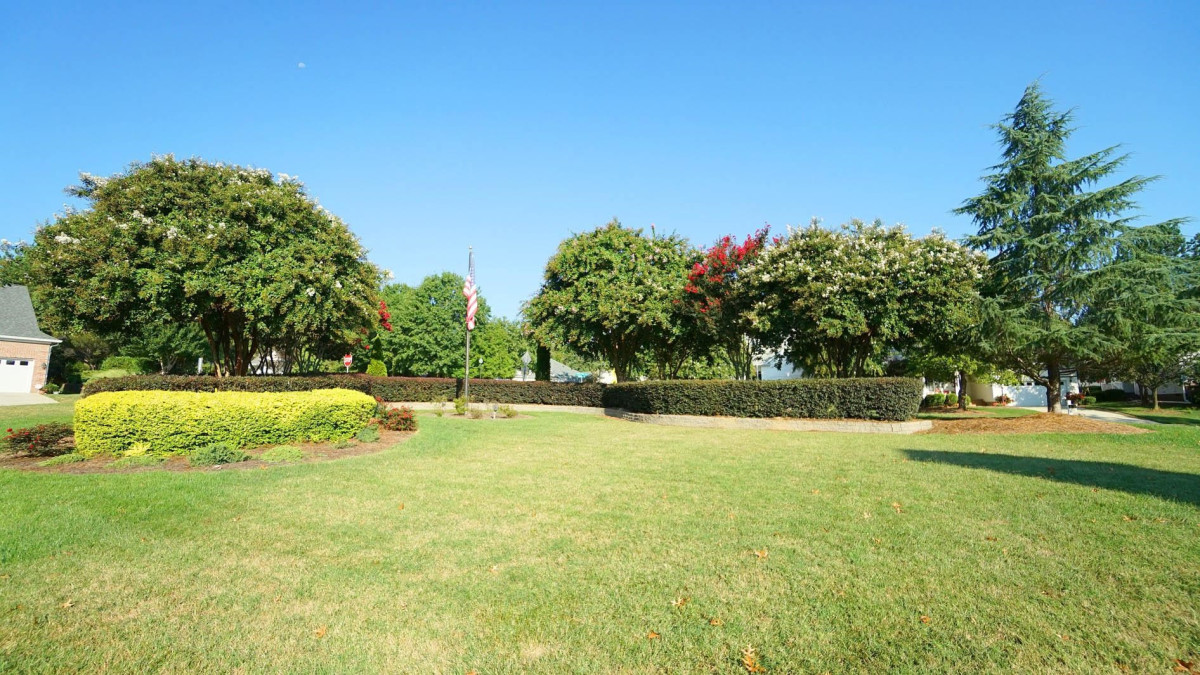 3010 Heritage Pines Dr Cary, NC 27519