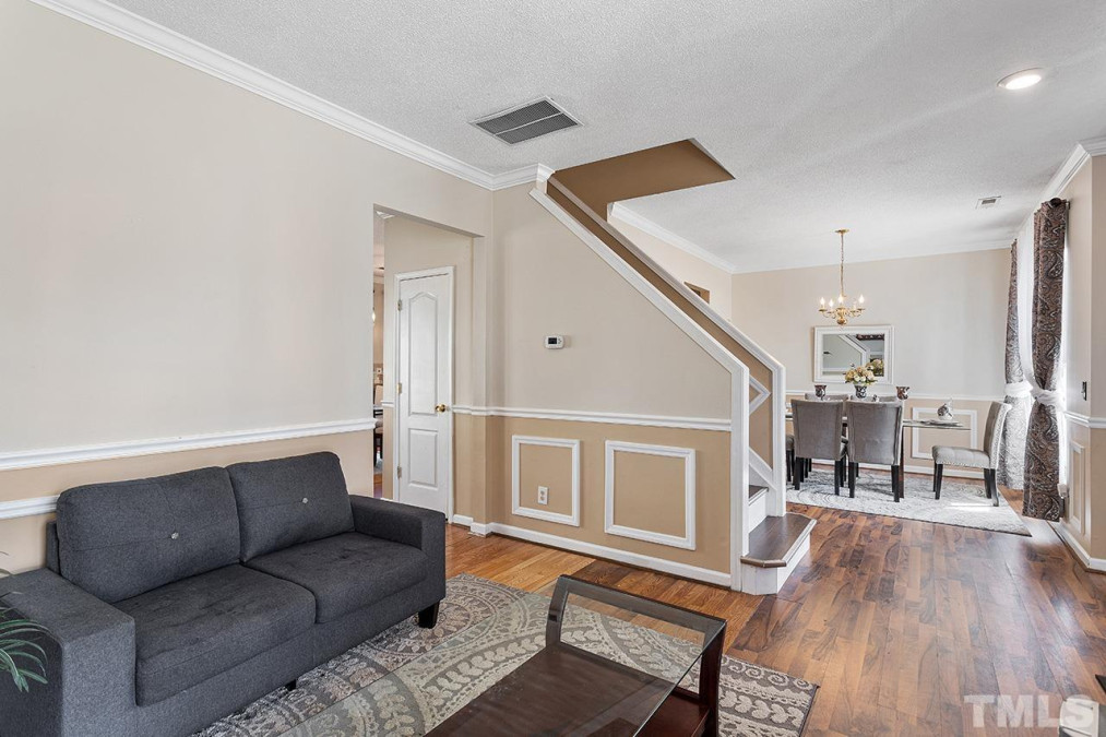 4033 Viewmont Dr, Raleigh, NC 27610 Raleigh Realty