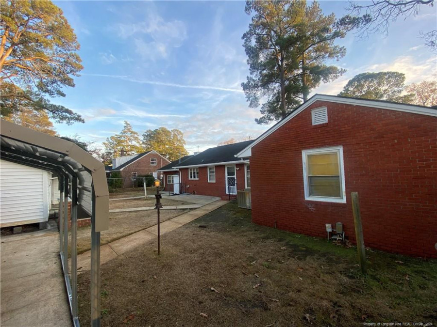 412 21 St Lumberton, NC 28358