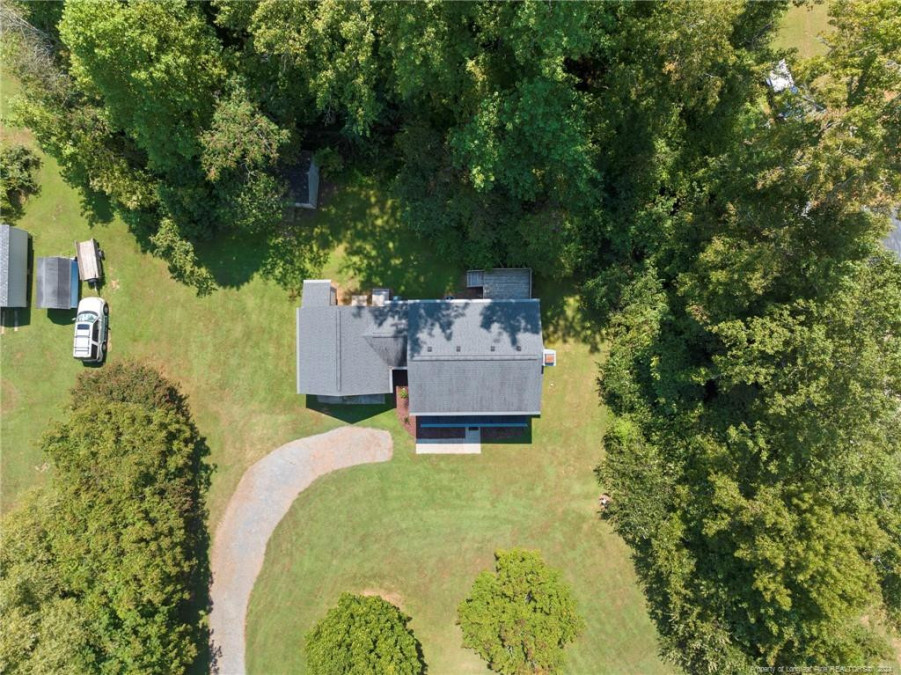 5694 Windyke Dr Mcleansville, NC 27301