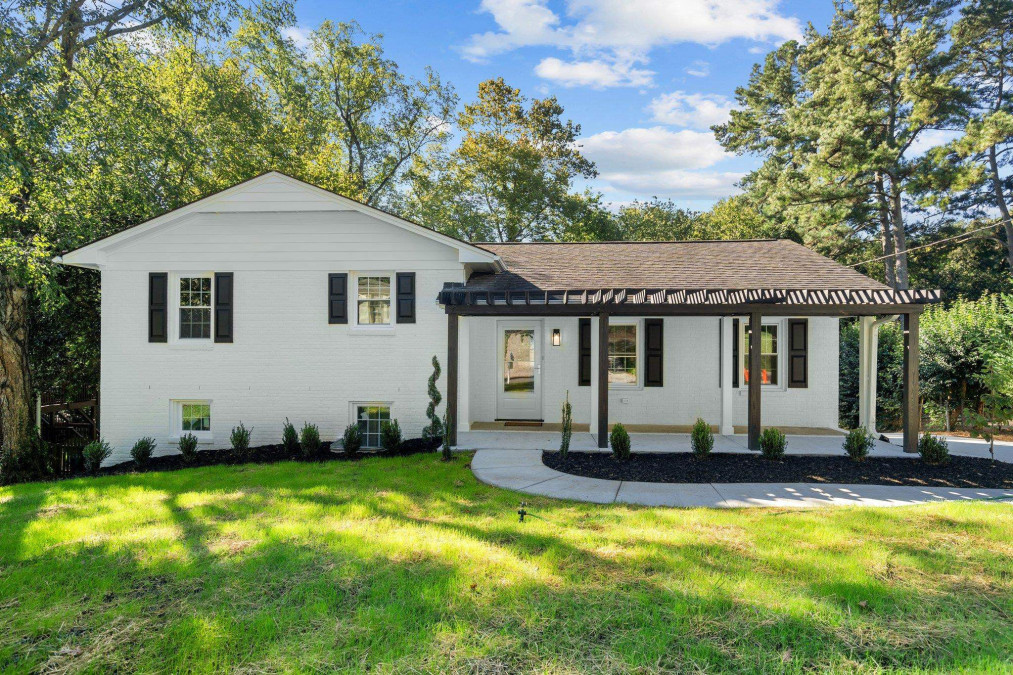 217 Northfield Dr Raleigh, NC 27609