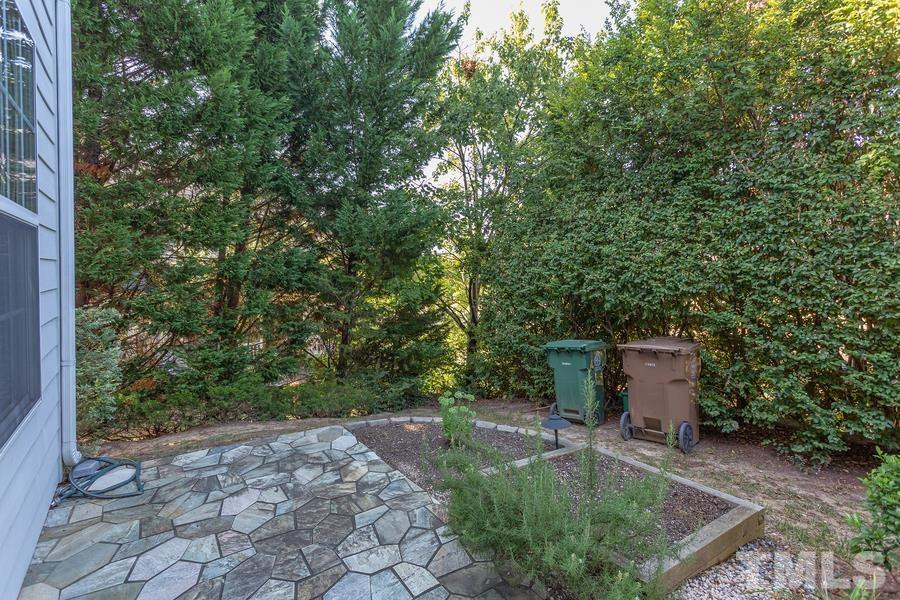 2017 Rapid Falls Rd Cary, NC 27519