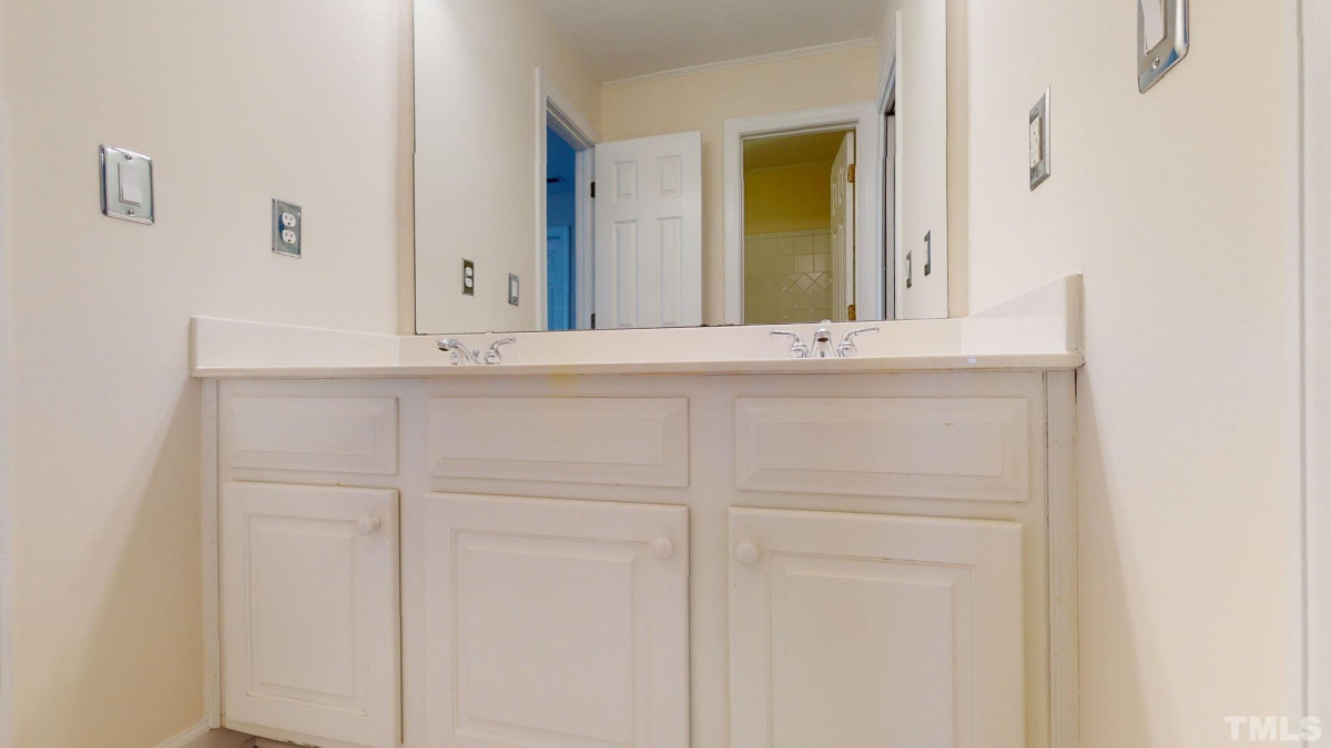 12401 Cilcain Ct Raleigh, NC 27614