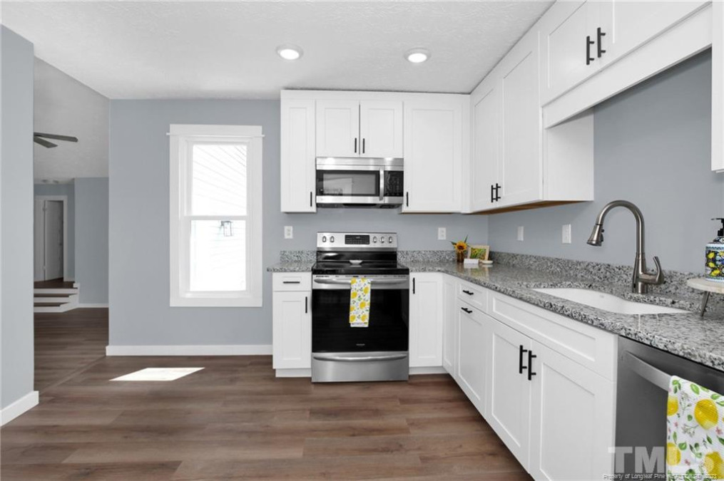 1163 Hoke Loop Rd, Fayetteville, NC 28314 Raleigh Realty