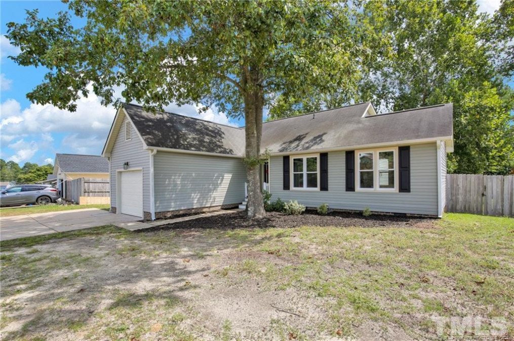 1163 Hoke Loop Rd, Fayetteville, NC 28314 Raleigh Realty