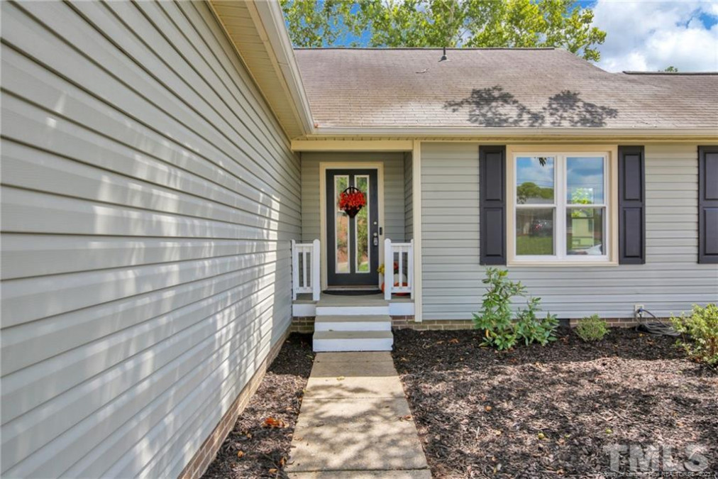 1163 Hoke Loop Rd, Fayetteville, NC 28314 Raleigh Realty