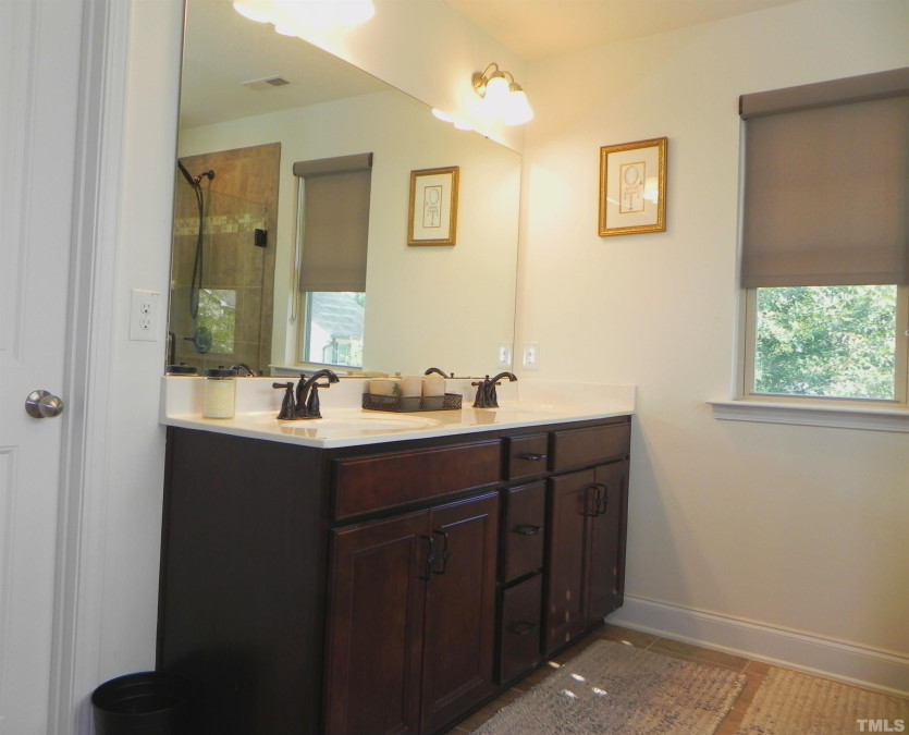 60 Sugarcane Ct Clayton, NC 27527