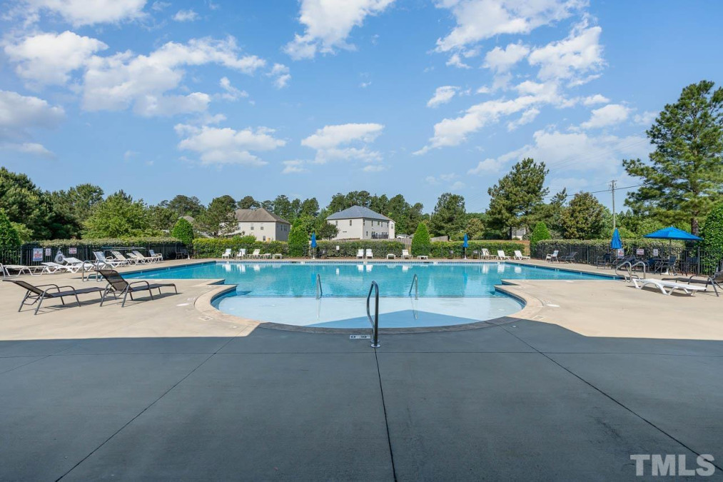 60 Sugarcane Ct Clayton, NC 27527