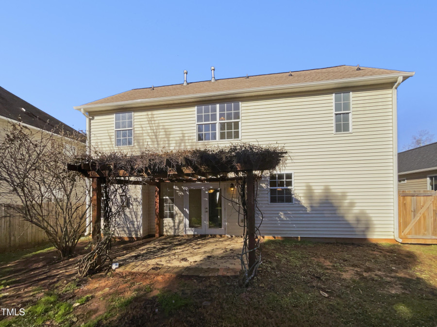 351 Stobhill Ln Holly Springs, NC 27540