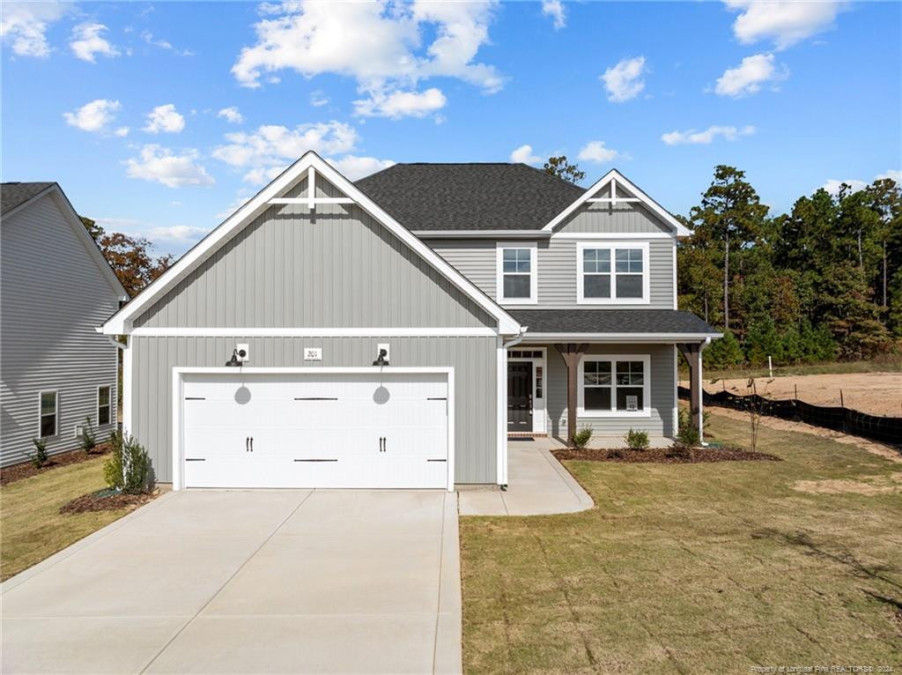 201 Rough Ridge Trl Aberdeen, NC 28315