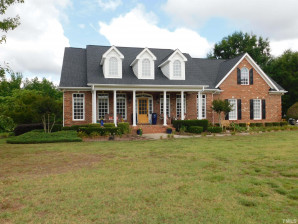 2608 Stonewalk Ct Zebulon, NC 27597