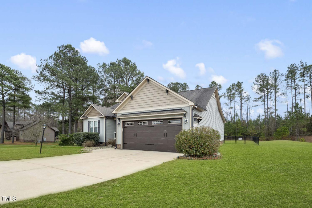 30 Three Daughters Ct Four Oaks, NC 27524