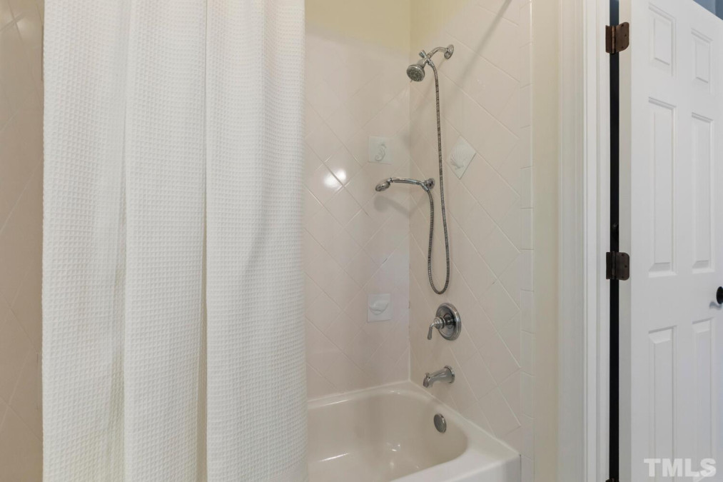 205 Grey Bridge Row Cary, NC 27513