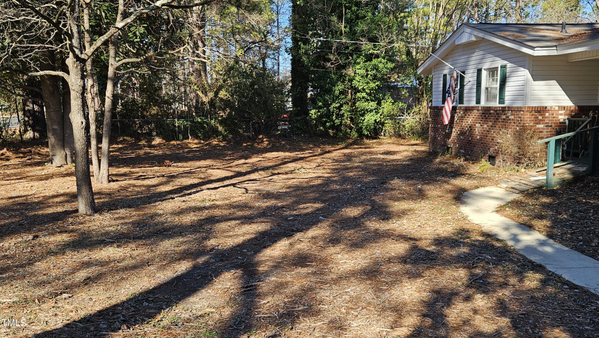 1017 Bingham Dr, Fayetteville, NC 28304 Raleigh Realty