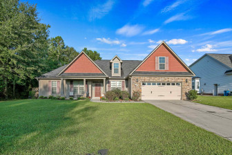 2820 Gus Dr Fayetteville, NC 28306