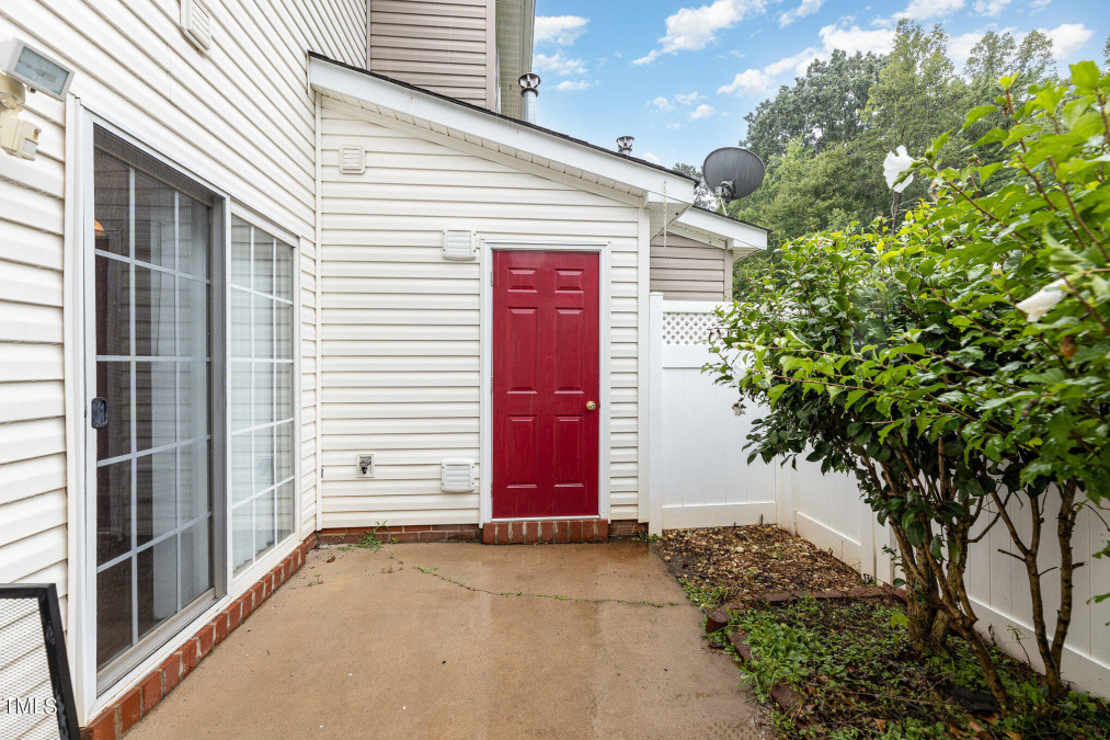 4330 Reedy Fork Pw Greensboro, NC 27405