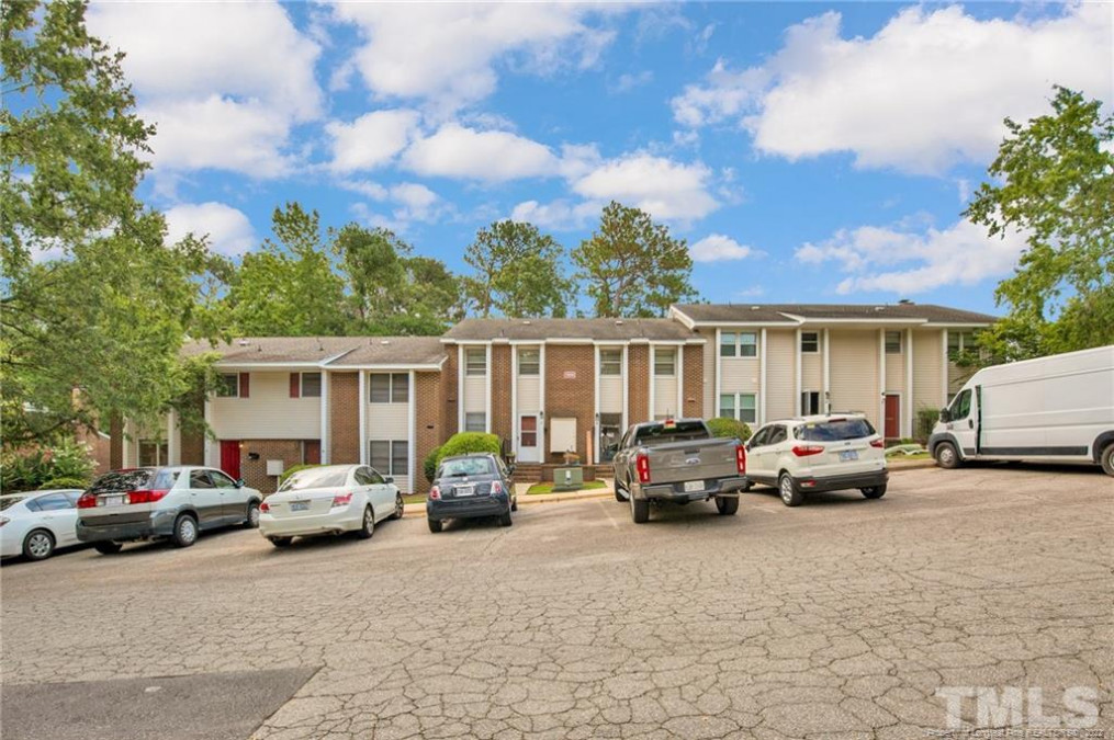 599A Winding Creek Rd, Fayetteville, NC 28305 Raleigh Realty