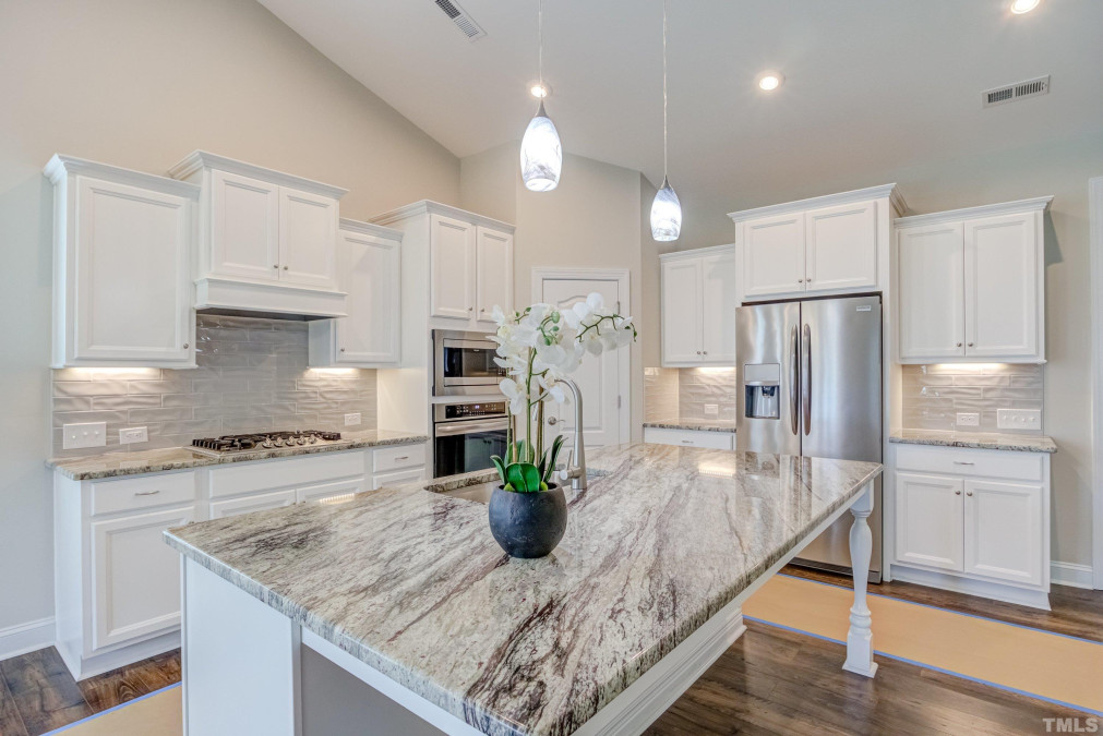 3320 Jones Lake Rd Fuquay Varina, NC 27526