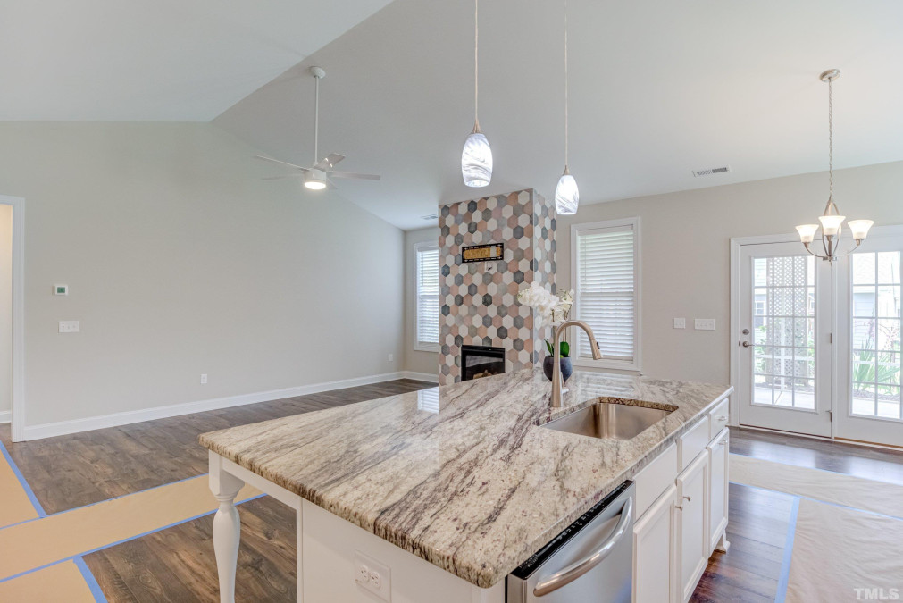 3320 Jones Lake Rd Fuquay Varina, NC 27526