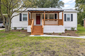207 Delacroix St Oxford, NC 27565