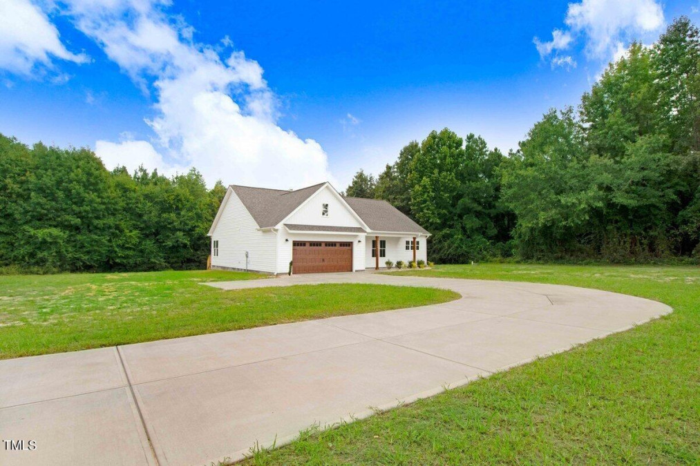 3940 Nc 581 Hw Kenly, NC 27542