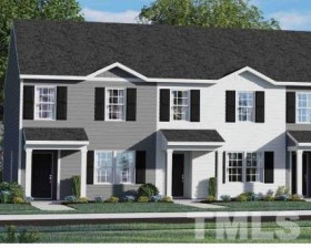 11 March Creek Dr Fuquay Varina, NC 27526