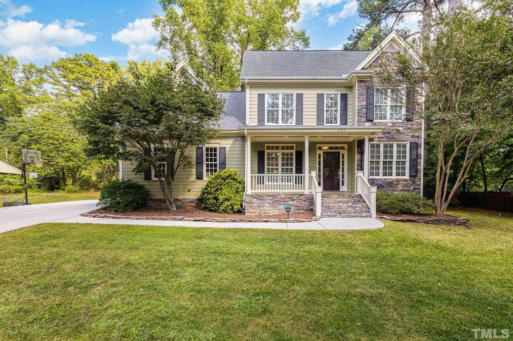 5804 Contour Dr Raleigh, NC 27612