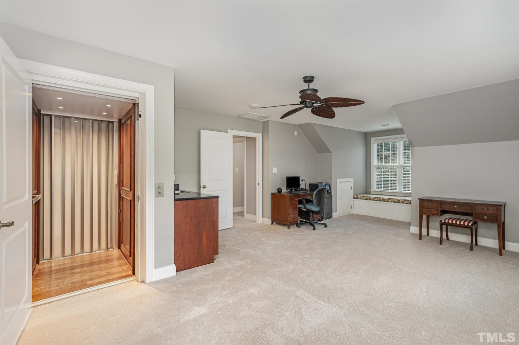 5804 Contour Dr Raleigh, NC 27612
