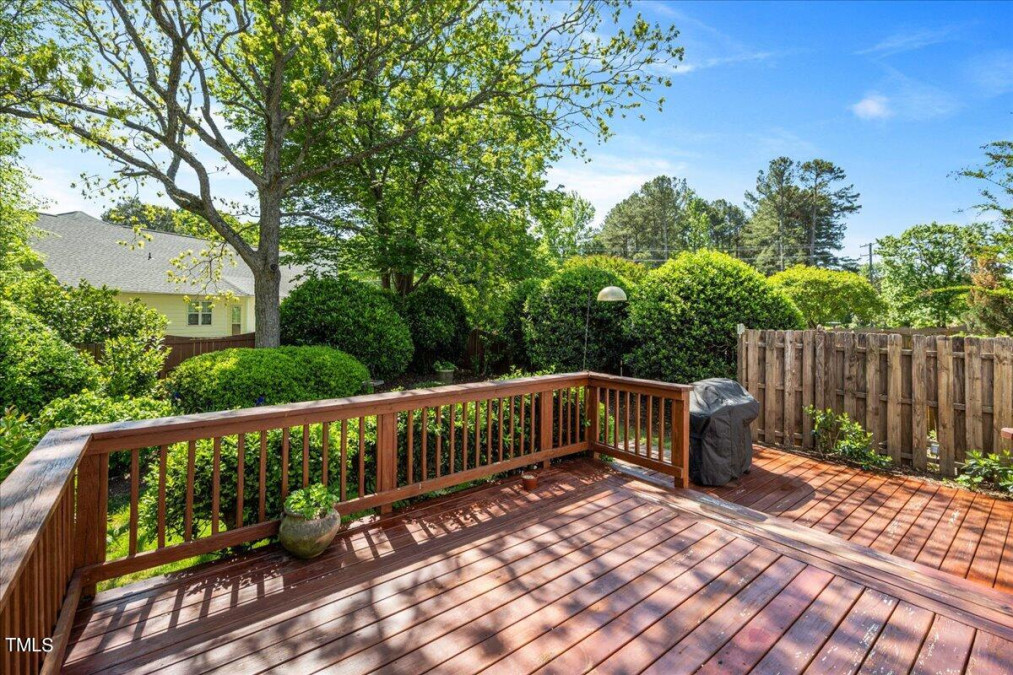 1707 Brashear Ct, Apex, NC 27523 Raleigh Realty