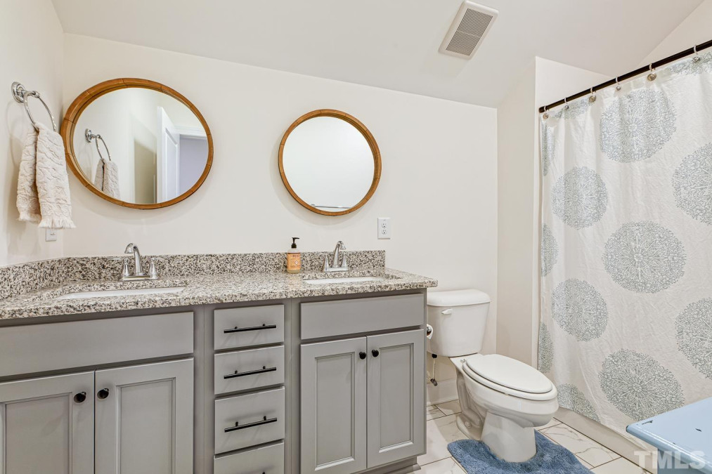 2117 Abbey Marie Ln Fuquay Varina, NC 27526