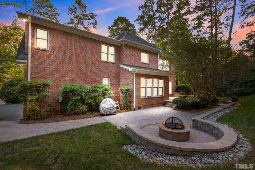 1908 Bowling Green Trl Raleigh, NC 27613