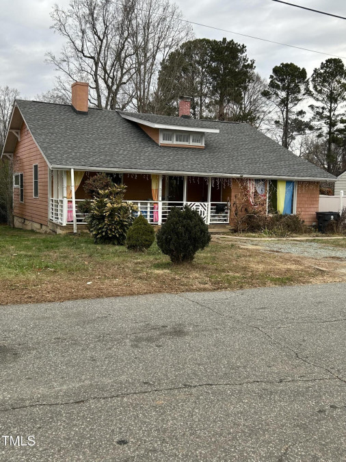 514 W Fifth Street St Siler City, NC 27344