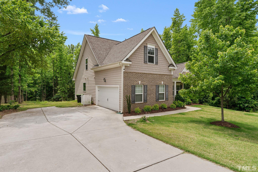 2024 Delphi Way, Wake Forest, NC 27587 Raleigh Realty