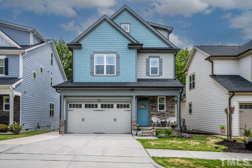 711 Goldenview Acres Ct Apex, NC 27502