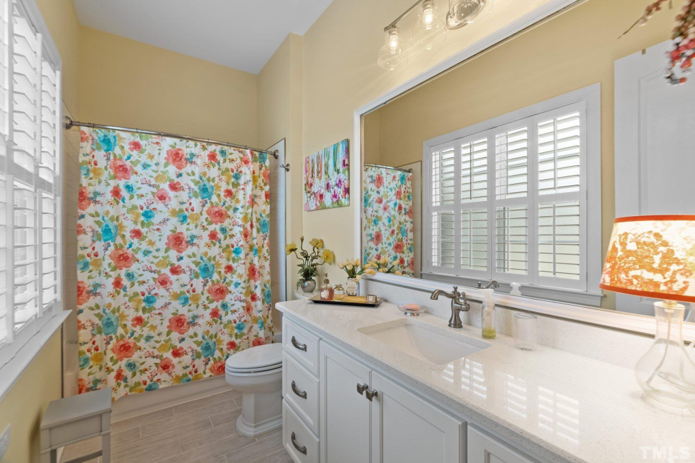 153 Diamante Dr Clayton, NC 27527