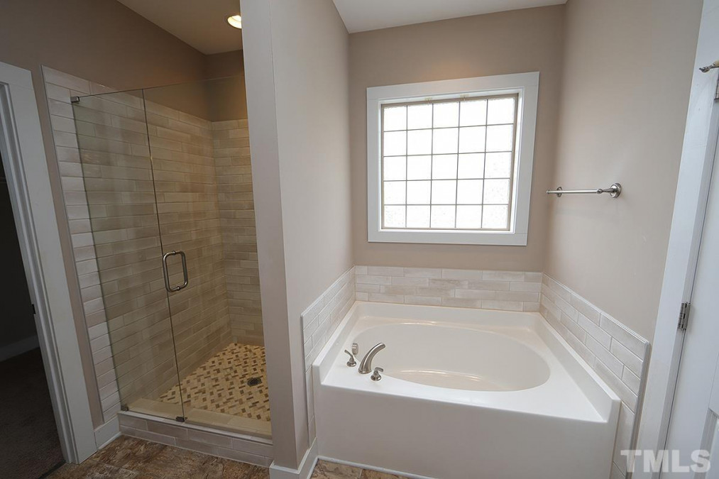 91 Red Wood Rd Zebulon, NC 27597
