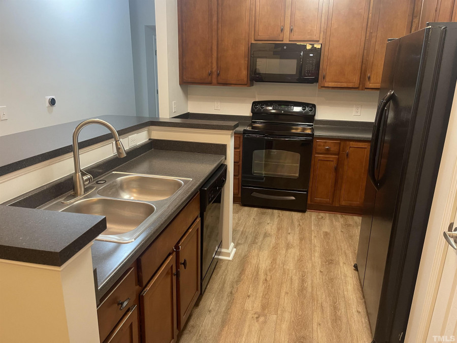 538 Weather Ridge Ln Cary, NC 27513