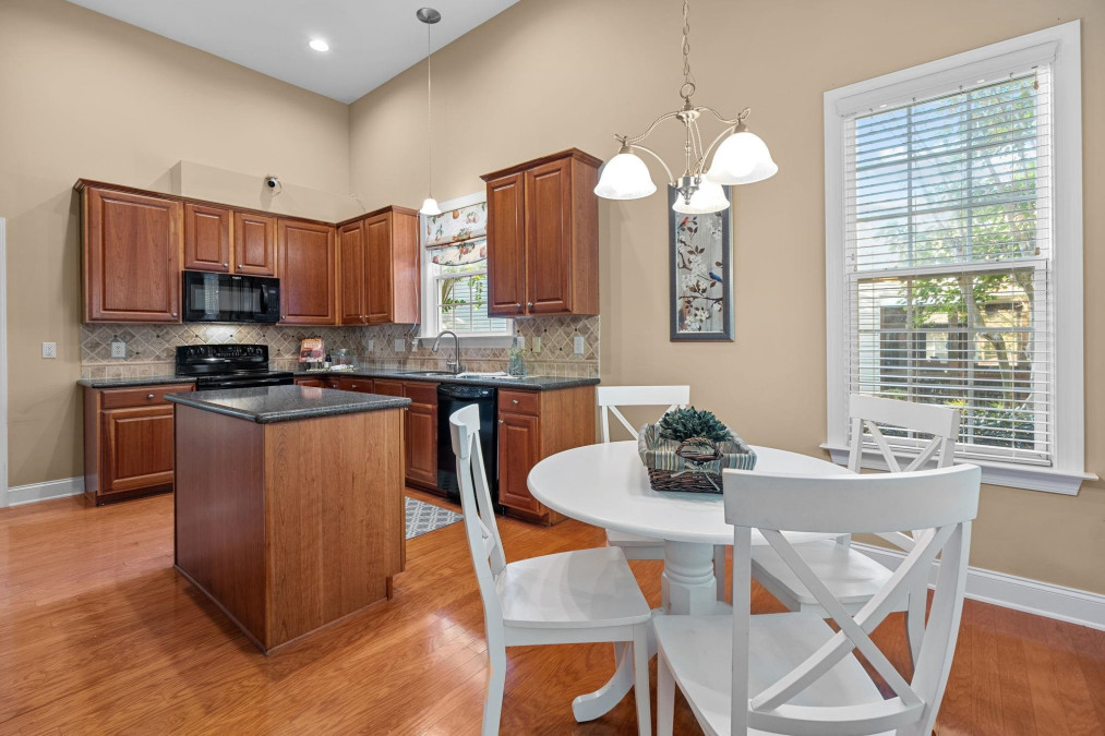 208 Muir Brook Pl Cary, NC 27519