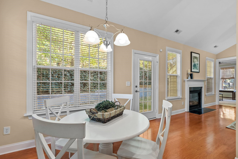 208 Muir Brook Pl Cary, NC 27519