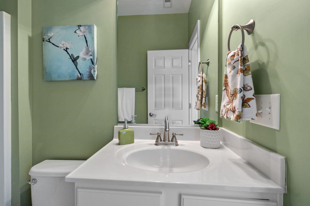 208 Muir Brook Pl Cary, NC 27519