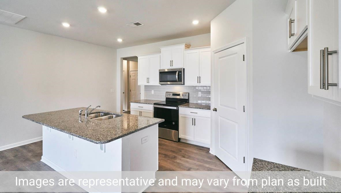 1503 Aberdeen Dr Mebane, NC 27302
