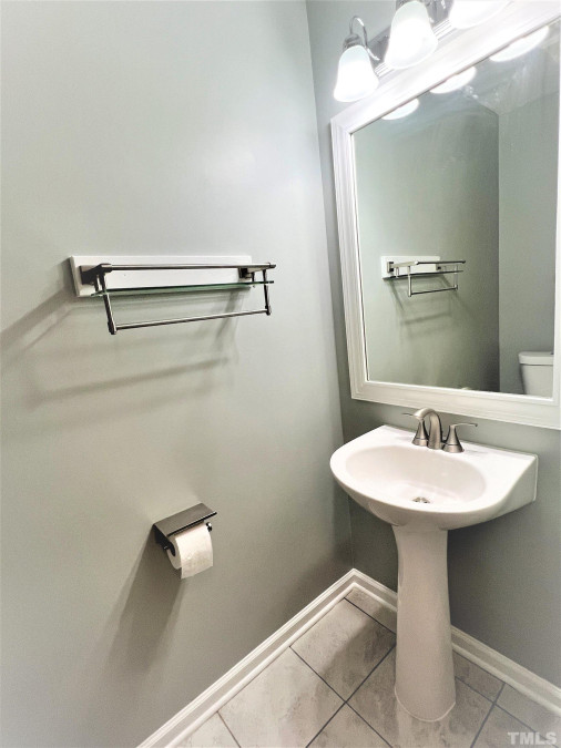 1911 Rathie Dr Durham, NC 27703