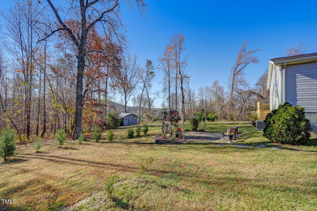 1468 Nc Highway 65 Reidsville, NC 27320