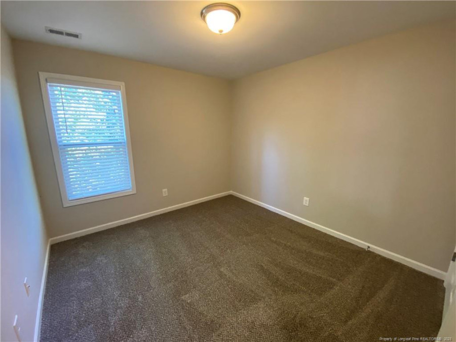 2518 Gardner Park Dr Fayetteville, NC 28304