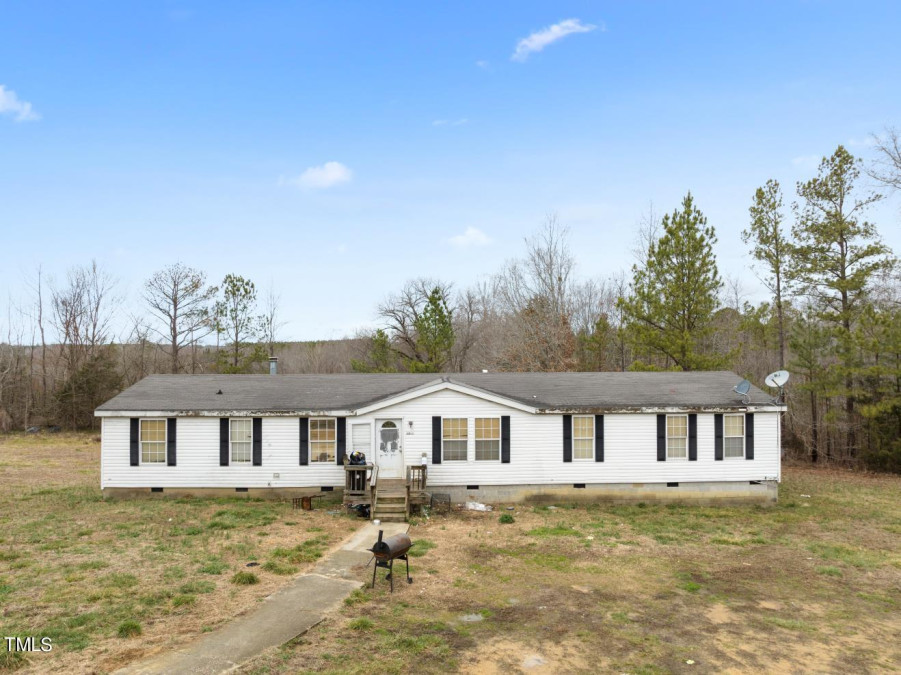 1235 Burchette Rd Manson, NC 27553